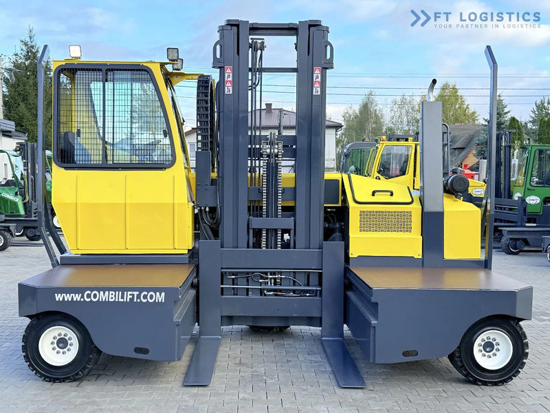 Combilift C5000SR / DIESEL / TRIPLEX MAST – 6100 MM / FORK POSITIONER / FULL CABIN C5000SR / DIESEL / TRIPLEX MAST – 6100 MM / FORK POSITI - 4-smjerni regalni viličar: slika Combilift C5000SR / DIESEL / TRIPLEX MAST – 6100 MM / FORK POSITIONER / FULL CABIN C5000SR / DIESEL / TRIPLEX MAST – 6100 MM / FORK POSITI - 4-smjerni regalni viličar Combilift C5000SR / DIESEL / TRIPLEX MAST – 6100 MM / FORK POSITIONER / FULL CABIN C5000SR / DIESEL / TRIPLEX MAST – 6100 MM / FORK POSITI - 4-smjerni regalni viličar: slika Combilift C5000SR / DIESEL / TRIPLEX MAST – 6100 MM / FORK POSITIONER / FULL CABIN C5000SR / DIESEL / TRIPLEX MAST – 6100 MM / FORK POSITI - 4-smjerni regalni viličar