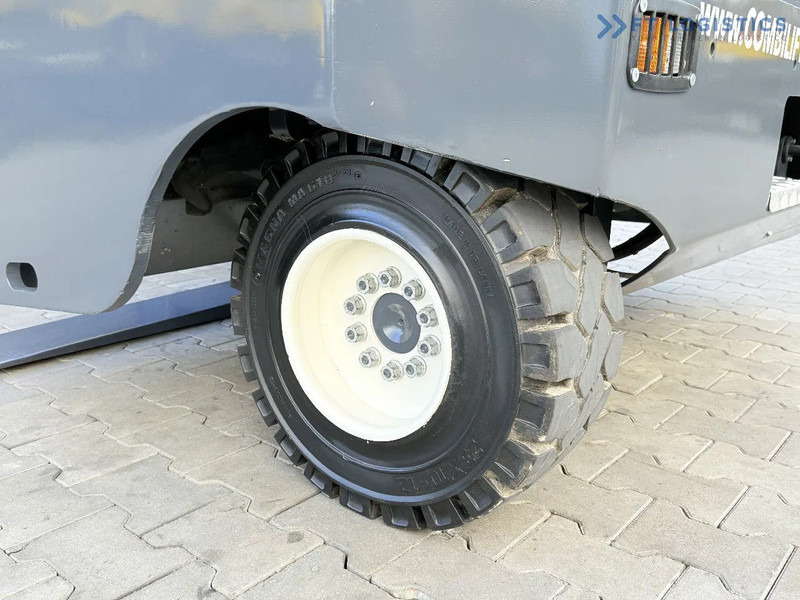 Combilift C5000SR / DIESEL / TRIPLEX MAST – 6100 MM / FORK POSITIONER / FULL CABIN C5000SR / DIESEL / TRIPLEX MAST – 6100 MM / FORK POSITI - Bočni utovarivač: slika Combilift C5000SR / DIESEL / TRIPLEX MAST – 6100 MM / FORK POSITIONER / FULL CABIN C5000SR / DIESEL / TRIPLEX MAST – 6100 MM / FORK POSITI - Bočni utovarivač Combilift C5000SR / DIESEL / TRIPLEX MAST – 6100 MM / FORK POSITIONER / FULL CABIN C5000SR / DIESEL / TRIPLEX MAST – 6100 MM / FORK POSITI - Bočni utovarivač: slika Combilift C5000SR / DIESEL / TRIPLEX MAST – 6100 MM / FORK POSITIONER / FULL CABIN C5000SR / DIESEL / TRIPLEX MAST – 6100 MM / FORK POSITI - Bočni utovarivač