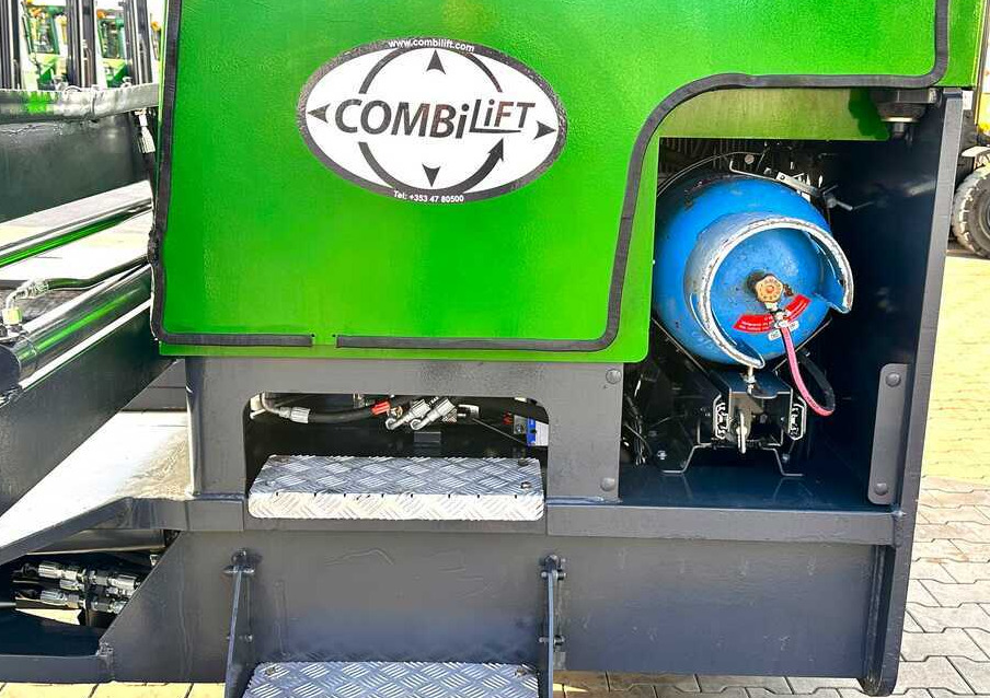 Combilift C5000XL / LPG / AIR CONDITIONING / WIDE POSITIONER / DUPLEX MAST / ADJUSTABLE FORKS / NEW TIRES / EXCELLENT CONDITION! - 4-smjerni regalni viličar: slika Combilift C5000XL / LPG / AIR CONDITIONING / WIDE POSITIONER / DUPLEX MAST / ADJUSTABLE FORKS / NEW TIRES / EXCELLENT CONDITION! - 4-smjerni regalni viličar Combilift C5000XL / LPG / AIR CONDITIONING / WIDE POSITIONER / DUPLEX MAST / ADJUSTABLE FORKS / NEW TIRES / EXCELLENT CONDITION! - 4-smjerni regalni viličar: slika Combilift C5000XL / LPG / AIR CONDITIONING / WIDE POSITIONER / DUPLEX MAST / ADJUSTABLE FORKS / NEW TIRES / EXCELLENT CONDITION! - 4-smjerni regalni viličar