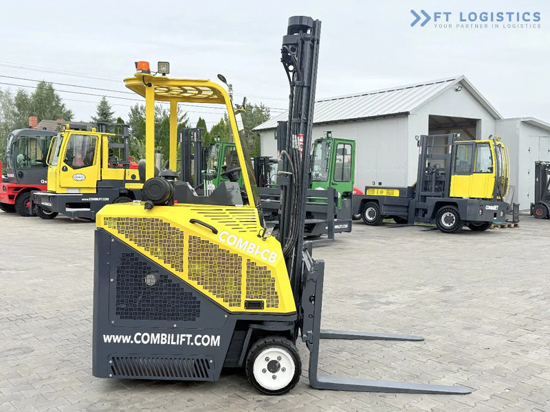 Combilift CB2500 / DUPLEX / 4100MM / DIESEL / FREE LIFT / FORK POSITIONER / SIDE SHIFT / LIKE NEW / Wide range of four-way and side loader - 4-smjerni regalni viličar: slika Combilift CB2500 / DUPLEX / 4100MM / DIESEL / FREE LIFT / FORK POSITIONER / SIDE SHIFT / LIKE NEW / Wide range of four-way and side loader - 4-smjerni regalni viličar Combilift CB2500 / DUPLEX / 4100MM / DIESEL / FREE LIFT / FORK POSITIONER / SIDE SHIFT / LIKE NEW / Wide range of four-way and side loader - 4-smjerni regalni viličar: slika Combilift CB2500 / DUPLEX / 4100MM / DIESEL / FREE LIFT / FORK POSITIONER / SIDE SHIFT / LIKE NEW / Wide range of four-way and side loader - 4-smjerni regalni viličar