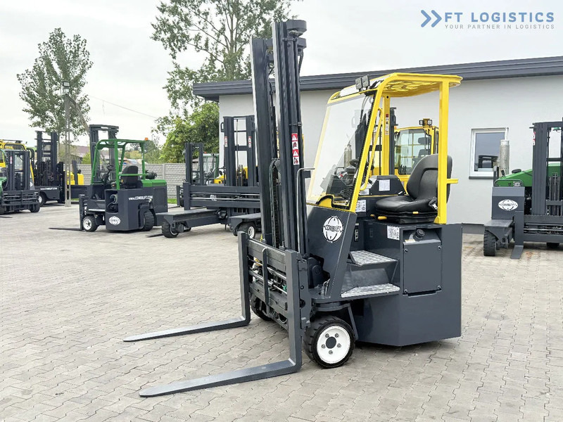 Combilift CB2500 / DUPLEX / 4100MM / DIESEL / FREE LIFT / FORK POSITIONER / SIDE SHIFT / LIKE NEW / Wide range of four-way and side loader - 4-smjerni regalni viličar: slika Combilift CB2500 / DUPLEX / 4100MM / DIESEL / FREE LIFT / FORK POSITIONER / SIDE SHIFT / LIKE NEW / Wide range of four-way and side loader - 4-smjerni regalni viličar Combilift CB2500 / DUPLEX / 4100MM / DIESEL / FREE LIFT / FORK POSITIONER / SIDE SHIFT / LIKE NEW / Wide range of four-way and side loader - 4-smjerni regalni viličar: slika Combilift CB2500 / DUPLEX / 4100MM / DIESEL / FREE LIFT / FORK POSITIONER / SIDE SHIFT / LIKE NEW / Wide range of four-way and side loader - 4-smjerni regalni viličar
