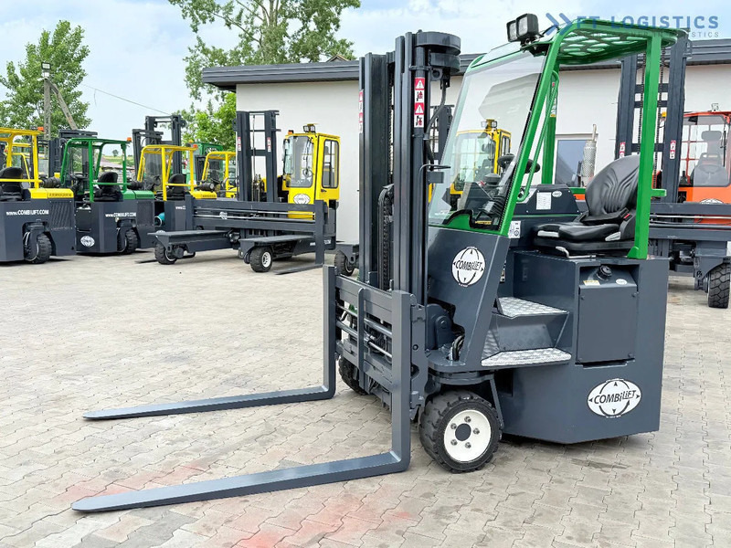 Combilift CB3000 / DIESEL / TRIPLEX 4900MM / FULL FREE LIFT / SIDE SHIFT / FORK POSITIONER / 1500MM FORKS / LIKE NEW CB3000 / DIESEL / TRI - 4-smjerni regalni viličar: slika Combilift CB3000 / DIESEL / TRIPLEX 4900MM / FULL FREE LIFT / SIDE SHIFT / FORK POSITIONER / 1500MM FORKS / LIKE NEW CB3000 / DIESEL / TRI - 4-smjerni regalni viličar Combilift CB3000 / DIESEL / TRIPLEX 4900MM / FULL FREE LIFT / SIDE SHIFT / FORK POSITIONER / 1500MM FORKS / LIKE NEW CB3000 / DIESEL / TRI - 4-smjerni regalni viličar: slika Combilift CB3000 / DIESEL / TRIPLEX 4900MM / FULL FREE LIFT / SIDE SHIFT / FORK POSITIONER / 1500MM FORKS / LIKE NEW CB3000 / DIESEL / TRI - 4-smjerni regalni viličar