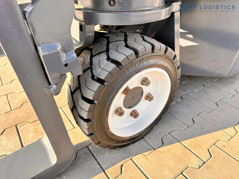 Combilift CB3000 / LPG / DUPLEX / 4000MM / FREE LIFT / NEW TIRES / LIKE NEW CB3000 / LPG / DUPLEX / 4000MM / FREE LIFT / NEW TIRES / LIKE - 4-smjerni regalni viličar: slika Combilift CB3000 / LPG / DUPLEX / 4000MM / FREE LIFT / NEW TIRES / LIKE NEW CB3000 / LPG / DUPLEX / 4000MM / FREE LIFT / NEW TIRES / LIKE - 4-smjerni regalni viličar Combilift CB3000 / LPG / DUPLEX / 4000MM / FREE LIFT / NEW TIRES / LIKE NEW CB3000 / LPG / DUPLEX / 4000MM / FREE LIFT / NEW TIRES / LIKE - 4-smjerni regalni viličar: slika Combilift CB3000 / LPG / DUPLEX / 4000MM / FREE LIFT / NEW TIRES / LIKE NEW CB3000 / LPG / DUPLEX / 4000MM / FREE LIFT / NEW TIRES / LIKE - 4-smjerni regalni viličar