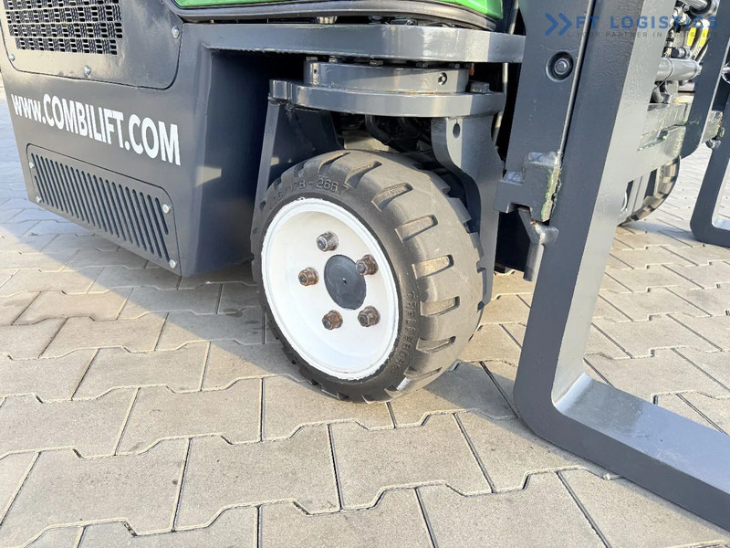 Combilift Combilift C2500CB / TRIPLEX / 5500MM / FREE LIFT / DIESEL / ONLY 3768 MTH / FORK POSITIONER / SIDE SHIFT / NEW TYRES / LIKE NEW - 4-smjerni regalni viličar: slika Combilift Combilift C2500CB / TRIPLEX / 5500MM / FREE LIFT / DIESEL / ONLY 3768 MTH / FORK POSITIONER / SIDE SHIFT / NEW TYRES / LIKE NEW - 4-smjerni regalni viličar Combilift Combilift C2500CB / TRIPLEX / 5500MM / FREE LIFT / DIESEL / ONLY 3768 MTH / FORK POSITIONER / SIDE SHIFT / NEW TYRES / LIKE NEW - 4-smjerni regalni viličar: slika Combilift Combilift C2500CB / TRIPLEX / 5500MM / FREE LIFT / DIESEL / ONLY 3768 MTH / FORK POSITIONER / SIDE SHIFT / NEW TYRES / LIKE NEW - 4-smjerni regalni viličar