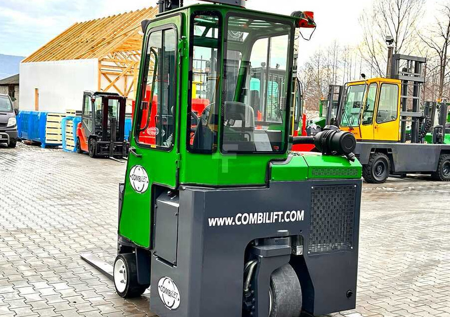 Combilift Combilift C3000CB - DUPLEX 4000mm - Year 2015 - / CABIN - HEATING / ONLY 6546 MTH / EXCELLENT CONDITION / LIKE NEW! - 4-smjerni regalni viličar: slika Combilift Combilift C3000CB - DUPLEX 4000mm - Year 2015 - / CABIN - HEATING / ONLY 6546 MTH / EXCELLENT CONDITION / LIKE NEW! - 4-smjerni regalni viličar Combilift Combilift C3000CB - DUPLEX 4000mm - Year 2015 - / CABIN - HEATING / ONLY 6546 MTH / EXCELLENT CONDITION / LIKE NEW! - 4-smjerni regalni viličar: slika Combilift Combilift C3000CB - DUPLEX 4000mm - Year 2015 - / CABIN - HEATING / ONLY 6546 MTH / EXCELLENT CONDITION / LIKE NEW! - 4-smjerni regalni viličar