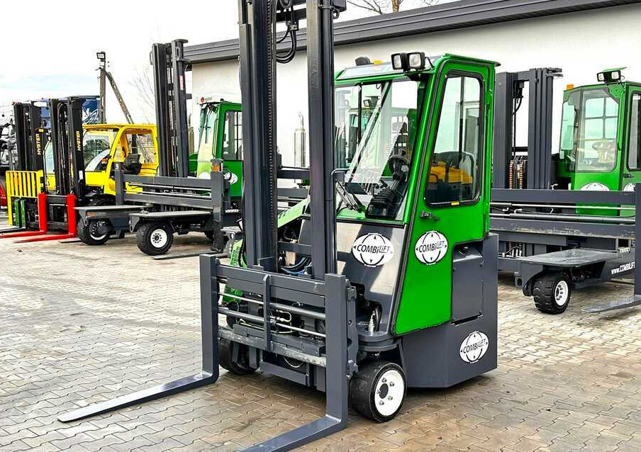 Combilift Combilift C3000CB - DUPLEX 4000mm - Year 2015 - / CABIN - HEATING / ONLY 6546 MTH / EXCELLENT CONDITION / LIKE NEW! - 4-smjerni regalni viličar: slika Combilift Combilift C3000CB - DUPLEX 4000mm - Year 2015 - / CABIN - HEATING / ONLY 6546 MTH / EXCELLENT CONDITION / LIKE NEW! - 4-smjerni regalni viličar Combilift Combilift C3000CB - DUPLEX 4000mm - Year 2015 - / CABIN - HEATING / ONLY 6546 MTH / EXCELLENT CONDITION / LIKE NEW! - 4-smjerni regalni viličar: slika Combilift Combilift C3000CB - DUPLEX 4000mm - Year 2015 - / CABIN - HEATING / ONLY 6546 MTH / EXCELLENT CONDITION / LIKE NEW! - 4-smjerni regalni viličar