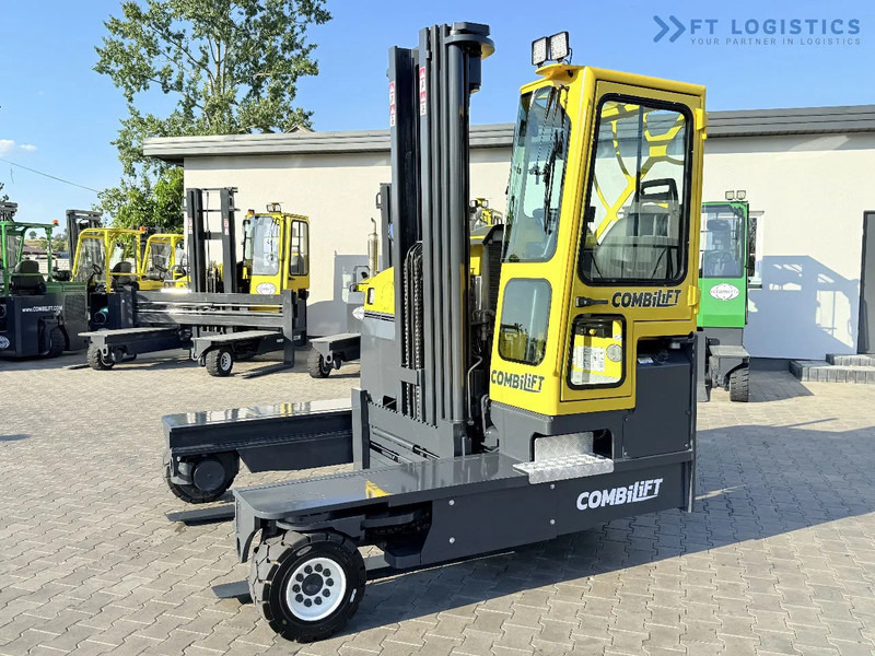 Combilift Combilift C5000 / DIESEL / TRIPLEX 6000MM / FREE LIFT / FORK POSITIONER / BUILT-IN SCALE / HEATING / FULL CABIN / PERFECT CONDIT - 4-smjerni regalni viličar: slika Combilift Combilift C5000 / DIESEL / TRIPLEX 6000MM / FREE LIFT / FORK POSITIONER / BUILT-IN SCALE / HEATING / FULL CABIN / PERFECT CONDIT - 4-smjerni regalni viličar Combilift Combilift C5000 / DIESEL / TRIPLEX 6000MM / FREE LIFT / FORK POSITIONER / BUILT-IN SCALE / HEATING / FULL CABIN / PERFECT CONDIT - 4-smjerni regalni viličar: slika Combilift Combilift C5000 / DIESEL / TRIPLEX 6000MM / FREE LIFT / FORK POSITIONER / BUILT-IN SCALE / HEATING / FULL CABIN / PERFECT CONDIT - 4-smjerni regalni viličar
