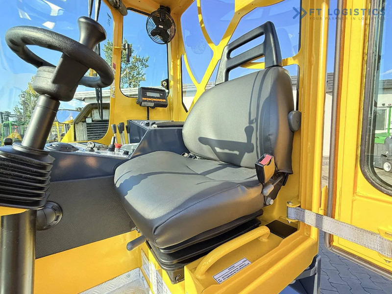 4-smjerni regalni viličar Combilift Combilift C5000 / DIESEL / TRIPLEX 6000MM / FREE LIFT / FORK POSITIONER / BUILT-IN SCALE / HEATING / FULL CABIN / PERFECT CONDIT: slika 4-smjerni regalni viličar Combilift Combilift C5000 / DIESEL / TRIPLEX 6000MM / FREE LIFT / FORK POSITIONER / BUILT-IN SCALE / HEATING / FULL CABIN / PERFECT CONDIT