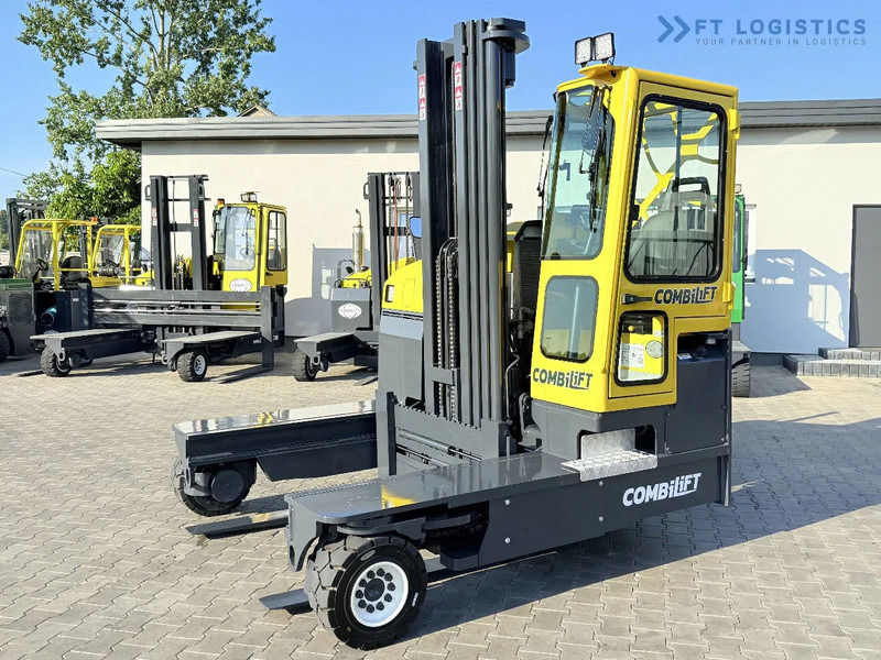 Combilift Combilift C5000 / DIESEL / TRIPLEX 6000MM / FREE LIFT / FORK POSITIONER / BUILT-IN SCALE / HEATING / FULL CABIN / PERFECT CONDIT - 4-smjerni regalni viličar: slika Combilift Combilift C5000 / DIESEL / TRIPLEX 6000MM / FREE LIFT / FORK POSITIONER / BUILT-IN SCALE / HEATING / FULL CABIN / PERFECT CONDIT - 4-smjerni regalni viličar Combilift Combilift C5000 / DIESEL / TRIPLEX 6000MM / FREE LIFT / FORK POSITIONER / BUILT-IN SCALE / HEATING / FULL CABIN / PERFECT CONDIT - 4-smjerni regalni viličar: slika Combilift Combilift C5000 / DIESEL / TRIPLEX 6000MM / FREE LIFT / FORK POSITIONER / BUILT-IN SCALE / HEATING / FULL CABIN / PERFECT CONDIT - 4-smjerni regalni viličar