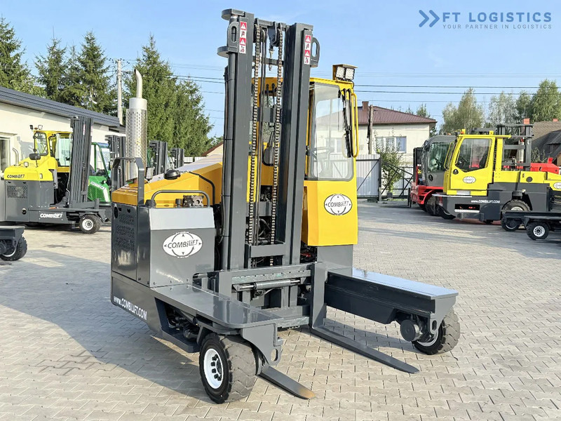 Combilift Combilift FOUR-WAY MULTIDIRECTIONAL FORKLIFT C4000 / GAS / DUPLEX 4500MM / ONLY 6604 HOURS / SIDE SHIFT / FULL CABIN / PERFECT C - 4-smjerni regalni viličar: slika Combilift Combilift FOUR-WAY MULTIDIRECTIONAL FORKLIFT C4000 / GAS / DUPLEX 4500MM / ONLY 6604 HOURS / SIDE SHIFT / FULL CABIN / PERFECT C - 4-smjerni regalni viličar Combilift Combilift FOUR-WAY MULTIDIRECTIONAL FORKLIFT C4000 / GAS / DUPLEX 4500MM / ONLY 6604 HOURS / SIDE SHIFT / FULL CABIN / PERFECT C - 4-smjerni regalni viličar: slika Combilift Combilift FOUR-WAY MULTIDIRECTIONAL FORKLIFT C4000 / GAS / DUPLEX 4500MM / ONLY 6604 HOURS / SIDE SHIFT / FULL CABIN / PERFECT C - 4-smjerni regalni viličar