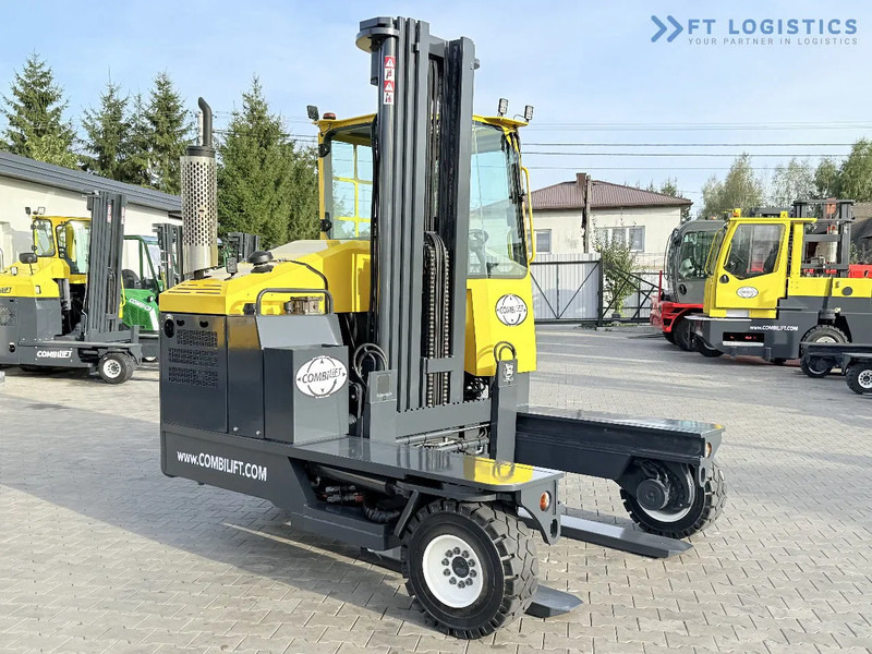 4-smjerni regalni viličar Combilift FOUR-WAY / MULTI-DIRECTIONAL FORKLIFT C5000XL / GAS / TRIPLEX 6000MM / FREE LIFT / FORK POSITIONER / HEATING / EXTENDABLE FORKS: slika 4-smjerni regalni viličar Combilift FOUR-WAY / MULTI-DIRECTIONAL FORKLIFT C5000XL / GAS / TRIPLEX 6000MM / FREE LIFT / FORK POSITIONER / HEATING / EXTENDABLE FORKS 4-smjerni regalni viličar Combilift FOUR-WAY / MULTI-DIRECTIONAL FORKLIFT C5000XL / GAS / TRIPLEX 6000MM / FREE LIFT / FORK POSITIONER / HEATING / EXTENDABLE FORKS: slika 4-smjerni regalni viličar Combilift FOUR-WAY / MULTI-DIRECTIONAL FORKLIFT C5000XL / GAS / TRIPLEX 6000MM / FREE LIFT / FORK POSITIONER / HEATING / EXTENDABLE FORKS