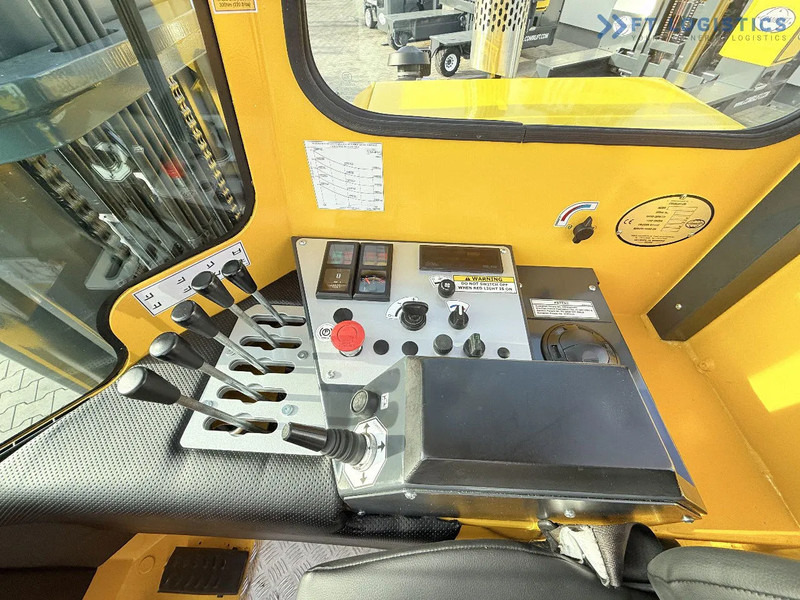 4-smjerni regalni viličar Combilift FOUR-WAY / MULTI-DIRECTIONAL FORKLIFT C5000XL / GAS / TRIPLEX 6000MM / FREE LIFT / FORK POSITIONER / HEATING / EXTENDABLE FORKS: slika 4-smjerni regalni viličar Combilift FOUR-WAY / MULTI-DIRECTIONAL FORKLIFT C5000XL / GAS / TRIPLEX 6000MM / FREE LIFT / FORK POSITIONER / HEATING / EXTENDABLE FORKS 4-smjerni regalni viličar Combilift FOUR-WAY / MULTI-DIRECTIONAL FORKLIFT C5000XL / GAS / TRIPLEX 6000MM / FREE LIFT / FORK POSITIONER / HEATING / EXTENDABLE FORKS: slika 4-smjerni regalni viličar Combilift FOUR-WAY / MULTI-DIRECTIONAL FORKLIFT C5000XL / GAS / TRIPLEX 6000MM / FREE LIFT / FORK POSITIONER / HEATING / EXTENDABLE FORKS