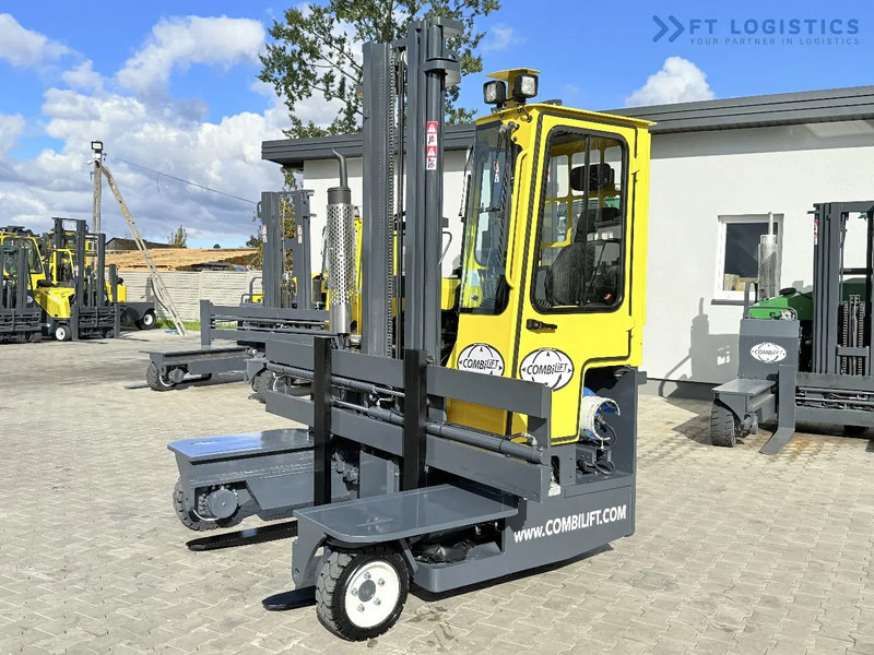 Combilift FOUR-WAY / MULTI-DIRECTIONAL FORKLIFT / ONLY 491 HOURS / C2500 / GAS / DUPLEX 4600MM / SHORT – ONLY 1900MM / WIDTH 2700MM WITH F - 4-smjerni regalni viličar: slika Combilift FOUR-WAY / MULTI-DIRECTIONAL FORKLIFT / ONLY 491 HOURS / C2500 / GAS / DUPLEX 4600MM / SHORT – ONLY 1900MM / WIDTH 2700MM WITH F - 4-smjerni regalni viličar Combilift FOUR-WAY / MULTI-DIRECTIONAL FORKLIFT / ONLY 491 HOURS / C2500 / GAS / DUPLEX 4600MM / SHORT – ONLY 1900MM / WIDTH 2700MM WITH F - 4-smjerni regalni viličar: slika Combilift FOUR-WAY / MULTI-DIRECTIONAL FORKLIFT / ONLY 491 HOURS / C2500 / GAS / DUPLEX 4600MM / SHORT – ONLY 1900MM / WIDTH 2700MM WITH F - 4-smjerni regalni viličar