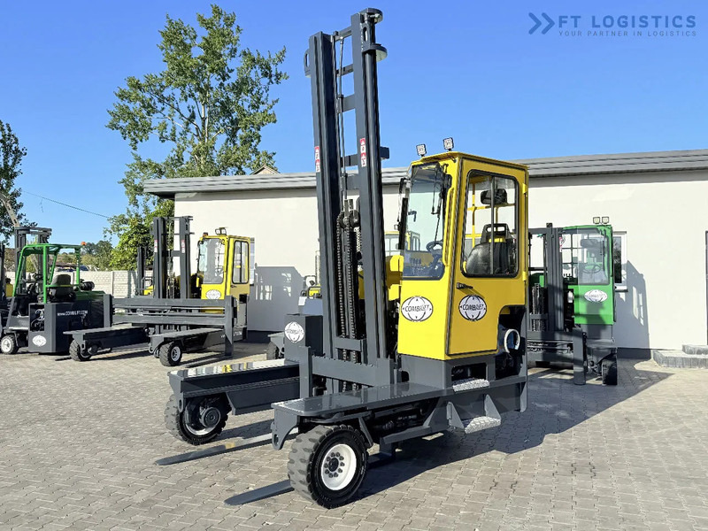 Combilift FOUR-WAY MULTIDIRECTIONAL FORKLIFT C5000 / GAS / TRIPLEX 6000MM / ONLY 4263 HOURS / FORK POSITIONER / EXCELLENT CONDITION / Wide - 4-smjerni regalni viličar: slika Combilift FOUR-WAY MULTIDIRECTIONAL FORKLIFT C5000 / GAS / TRIPLEX 6000MM / ONLY 4263 HOURS / FORK POSITIONER / EXCELLENT CONDITION / Wide - 4-smjerni regalni viličar Combilift FOUR-WAY MULTIDIRECTIONAL FORKLIFT C5000 / GAS / TRIPLEX 6000MM / ONLY 4263 HOURS / FORK POSITIONER / EXCELLENT CONDITION / Wide - 4-smjerni regalni viličar: slika Combilift FOUR-WAY MULTIDIRECTIONAL FORKLIFT C5000 / GAS / TRIPLEX 6000MM / ONLY 4263 HOURS / FORK POSITIONER / EXCELLENT CONDITION / Wide - 4-smjerni regalni viličar