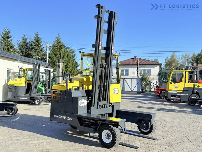 Combilift FOUR-WAY MULTIDIRECTIONAL FORKLIFT C5000 / GAS / TRIPLEX 6000MM / ONLY 4263 HOURS / FORK POSITIONER / EXCELLENT CONDITION / Wide - 4-smjerni regalni viličar: slika Combilift FOUR-WAY MULTIDIRECTIONAL FORKLIFT C5000 / GAS / TRIPLEX 6000MM / ONLY 4263 HOURS / FORK POSITIONER / EXCELLENT CONDITION / Wide - 4-smjerni regalni viličar Combilift FOUR-WAY MULTIDIRECTIONAL FORKLIFT C5000 / GAS / TRIPLEX 6000MM / ONLY 4263 HOURS / FORK POSITIONER / EXCELLENT CONDITION / Wide - 4-smjerni regalni viličar: slika Combilift FOUR-WAY MULTIDIRECTIONAL FORKLIFT C5000 / GAS / TRIPLEX 6000MM / ONLY 4263 HOURS / FORK POSITIONER / EXCELLENT CONDITION / Wide - 4-smjerni regalni viličar