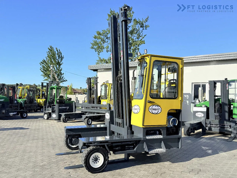 Combilift FOUR-WAY MULTIDIRECTIONAL FORKLIFT C5000 / GAS / TRIPLEX 6000MM / ONLY 4263 HOURS / FORK POSITIONER / EXCELLENT CONDITION / Wide - 4-smjerni regalni viličar: slika Combilift FOUR-WAY MULTIDIRECTIONAL FORKLIFT C5000 / GAS / TRIPLEX 6000MM / ONLY 4263 HOURS / FORK POSITIONER / EXCELLENT CONDITION / Wide - 4-smjerni regalni viličar Combilift FOUR-WAY MULTIDIRECTIONAL FORKLIFT C5000 / GAS / TRIPLEX 6000MM / ONLY 4263 HOURS / FORK POSITIONER / EXCELLENT CONDITION / Wide - 4-smjerni regalni viličar: slika Combilift FOUR-WAY MULTIDIRECTIONAL FORKLIFT C5000 / GAS / TRIPLEX 6000MM / ONLY 4263 HOURS / FORK POSITIONER / EXCELLENT CONDITION / Wide - 4-smjerni regalni viličar