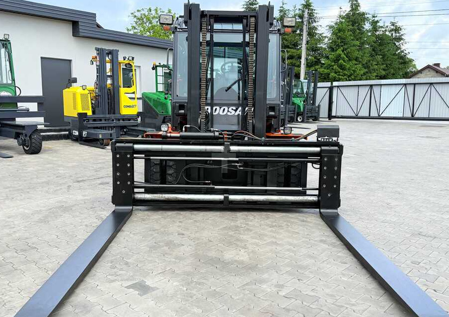 Doosan DOOSAN / DUPLEX 3000MM / SIDE SHIFT / FORK POSITIONER / 2500MM FORKS / 7000KG / CABIN / LIKE NEW - Diesel viličar: slika Doosan DOOSAN / DUPLEX 3000MM / SIDE SHIFT / FORK POSITIONER / 2500MM FORKS / 7000KG / CABIN / LIKE NEW - Diesel viličar Doosan DOOSAN / DUPLEX 3000MM / SIDE SHIFT / FORK POSITIONER / 2500MM FORKS / 7000KG / CABIN / LIKE NEW - Diesel viličar: slika Doosan DOOSAN / DUPLEX 3000MM / SIDE SHIFT / FORK POSITIONER / 2500MM FORKS / 7000KG / CABIN / LIKE NEW - Diesel viličar