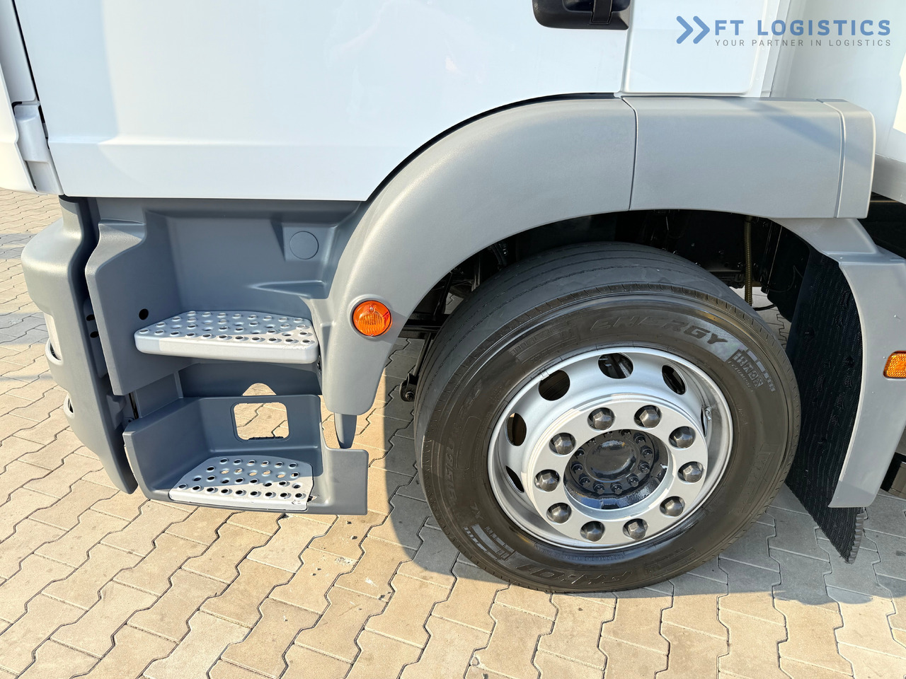MAN TGM 18.290 / THERMOKING T-1200R / BI-TEMPERATURE / 19 PALLETS / 90% TYRES / EXCELLENT CONDITION / DHOLLANDIA TAIL LIFT / SIDE DOOR / PAYLOAD 8,220 KG - Kamion hladnjača: slika MAN TGM 18.290 / THERMOKING T-1200R / BI-TEMPERATURE / 19 PALLETS / 90% TYRES / EXCELLENT CONDITION / DHOLLANDIA TAIL LIFT / SIDE DOOR / PAYLOAD 8,220 KG - Kamion hladnjača MAN TGM 18.290 / THERMOKING T-1200R / BI-TEMPERATURE / 19 PALLETS / 90% TYRES / EXCELLENT CONDITION / DHOLLANDIA TAIL LIFT / SIDE DOOR / PAYLOAD 8,220 KG - Kamion hladnjača: slika MAN TGM 18.290 / THERMOKING T-1200R / BI-TEMPERATURE / 19 PALLETS / 90% TYRES / EXCELLENT CONDITION / DHOLLANDIA TAIL LIFT / SIDE DOOR / PAYLOAD 8,220 KG - Kamion hladnjača