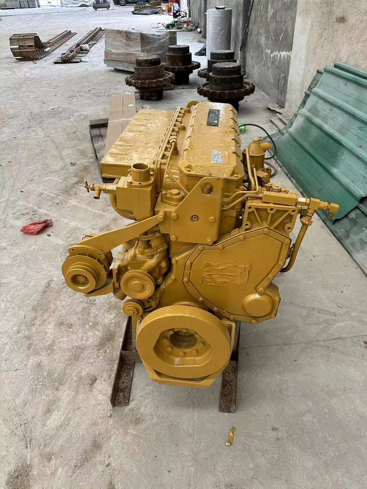 Motor i dijelovi za Bager CATERPILLAR 3116: slika Motor i dijelovi za Bager CATERPILLAR 3116