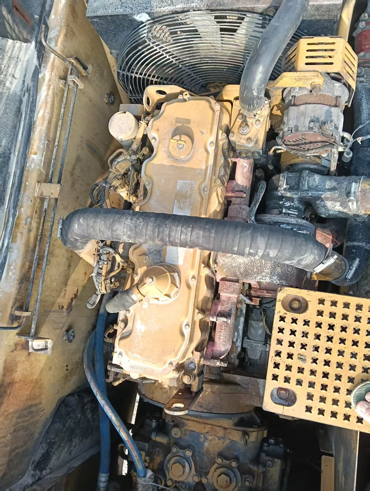 CATERPILLAR 3126 - Motor za Utovarivač na kotačima: slika CATERPILLAR 3126 - Motor za Utovarivač na kotačima CATERPILLAR 3126 - Motor za Utovarivač na kotačima: slika CATERPILLAR 3126 - Motor za Utovarivač na kotačima
