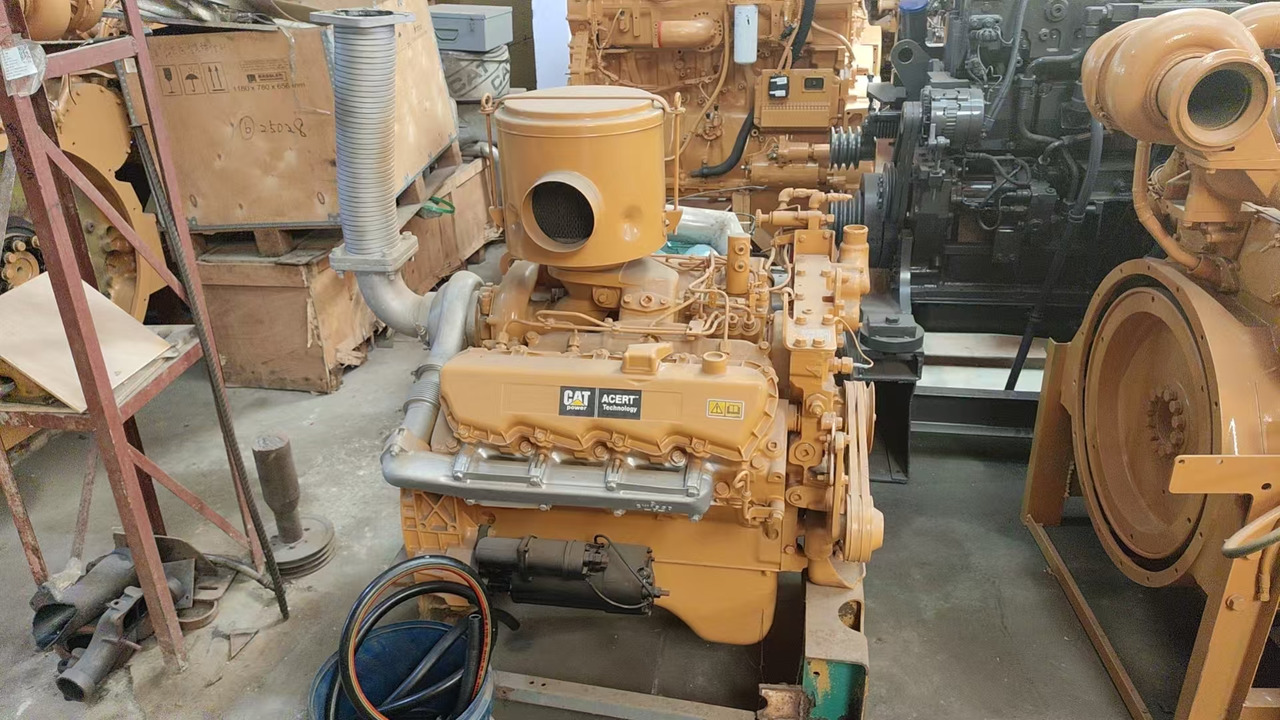 CATERPILLAR 3208 - Motor za Bager: slika CATERPILLAR 3208 - Motor za Bager CATERPILLAR 3208 - Motor za Bager: slika CATERPILLAR 3208 - Motor za Bager