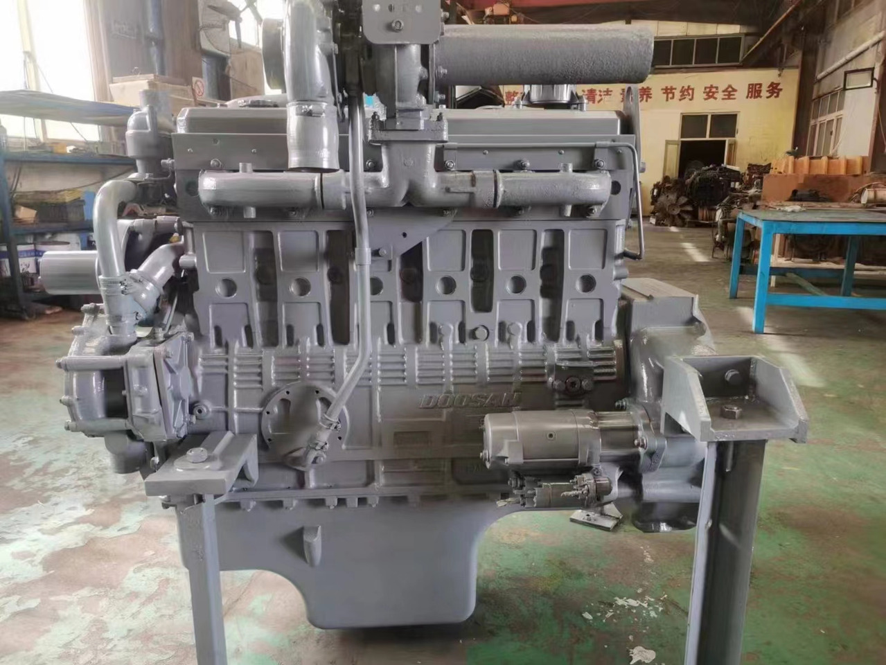 DOOSAN DE12TIS - Motor za Bager: slika DOOSAN DE12TIS - Motor za Bager DOOSAN DE12TIS - Motor za Bager: slika DOOSAN DE12TIS - Motor za Bager