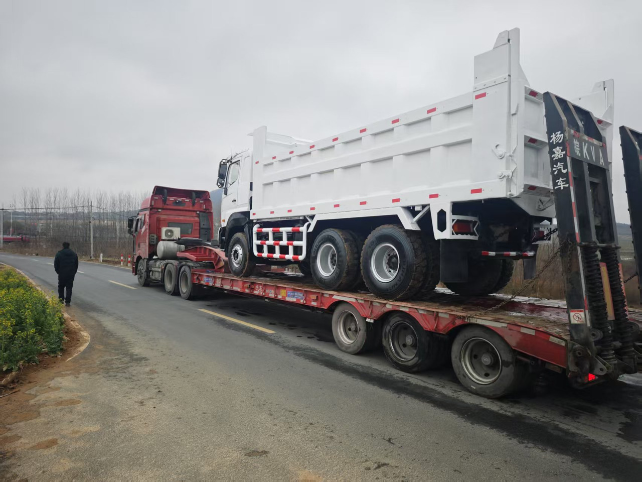 HINO HINO 700 - Kiper: slika HINO HINO 700 - Kiper HINO HINO 700 - Kiper: slika HINO HINO 700 - Kiper