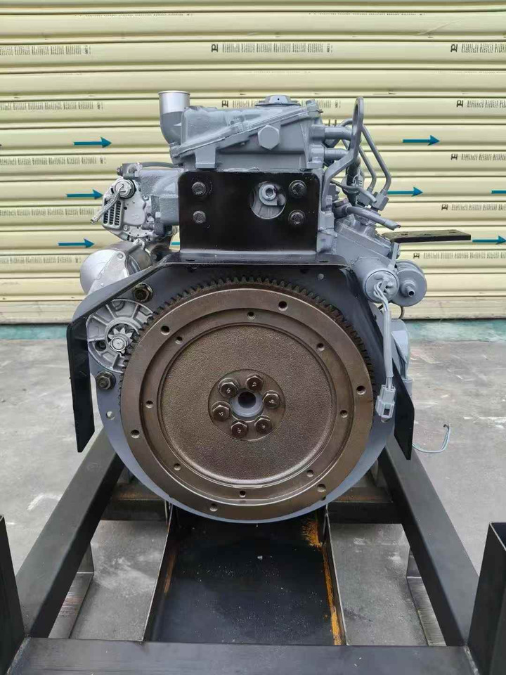 ISUZU 3LB1 - Motor za Bager: slika ISUZU 3LB1 - Motor za Bager ISUZU 3LB1 - Motor za Bager: slika ISUZU 3LB1 - Motor za Bager