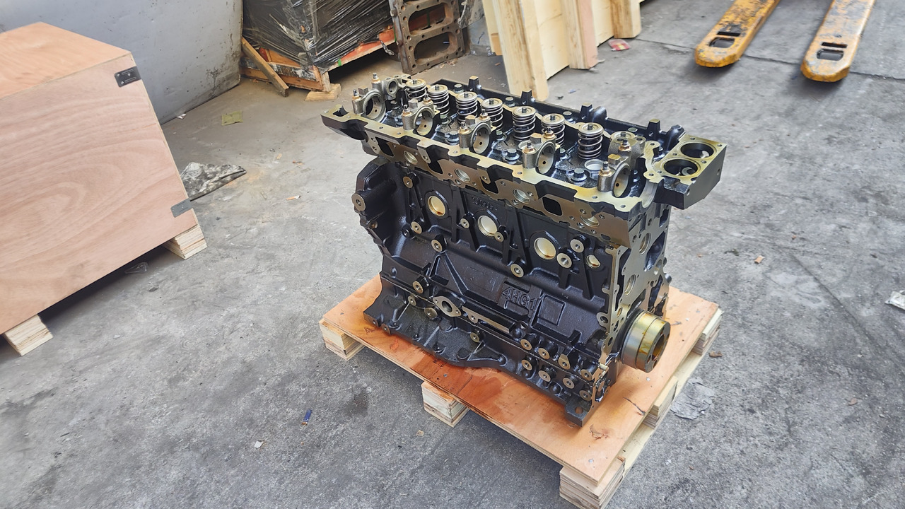 ISUZU 4HG1 - Motor za Bager: slika ISUZU 4HG1 - Motor za Bager ISUZU 4HG1 - Motor za Bager: slika ISUZU 4HG1 - Motor za Bager