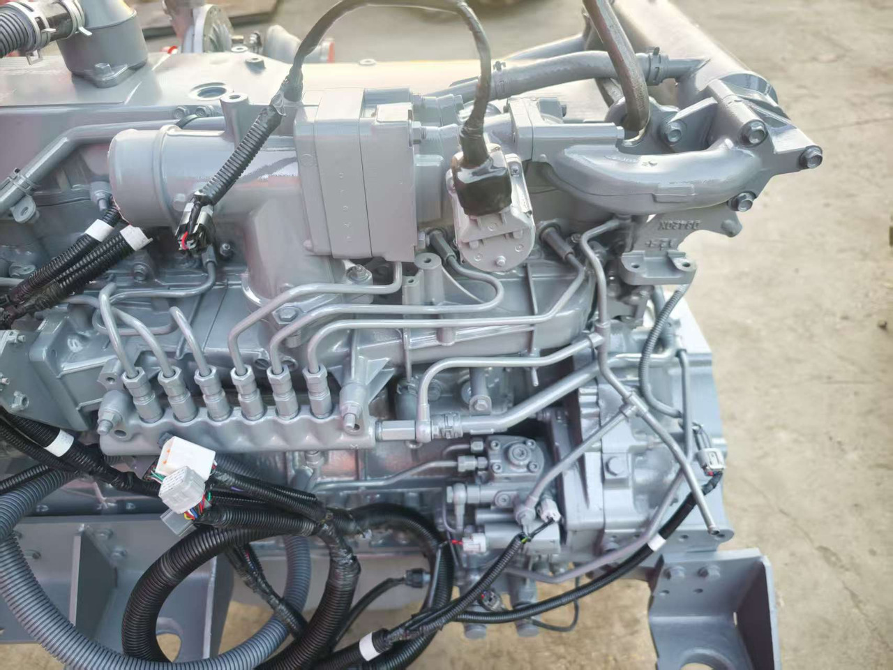 ISUZU 6HK1 - Motor za Bager: slika ISUZU 6HK1 - Motor za Bager ISUZU 6HK1 - Motor za Bager: slika ISUZU 6HK1 - Motor za Bager
