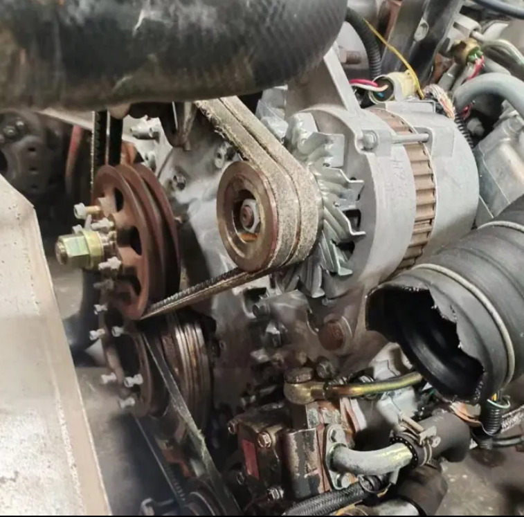 ISUZU 6WF1 - Motor za Bager: slika ISUZU 6WF1 - Motor za Bager ISUZU 6WF1 - Motor za Bager: slika ISUZU 6WF1 - Motor za Bager