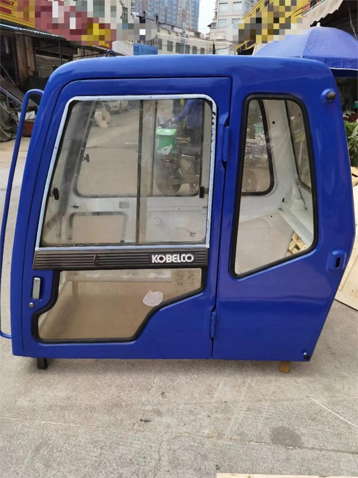 KOBELCO SK200-3 - Kabina za Bager: slika KOBELCO SK200-3 - Kabina za Bager KOBELCO SK200-3 - Kabina za Bager: slika KOBELCO SK200-3 - Kabina za Bager