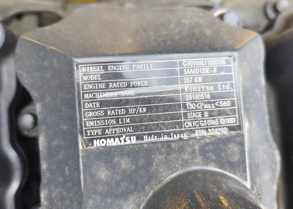 KOMATSU 6D125E-3 - Motor za Bager: slika KOMATSU 6D125E-3 - Motor za Bager KOMATSU 6D125E-3 - Motor za Bager: slika KOMATSU 6D125E-3 - Motor za Bager