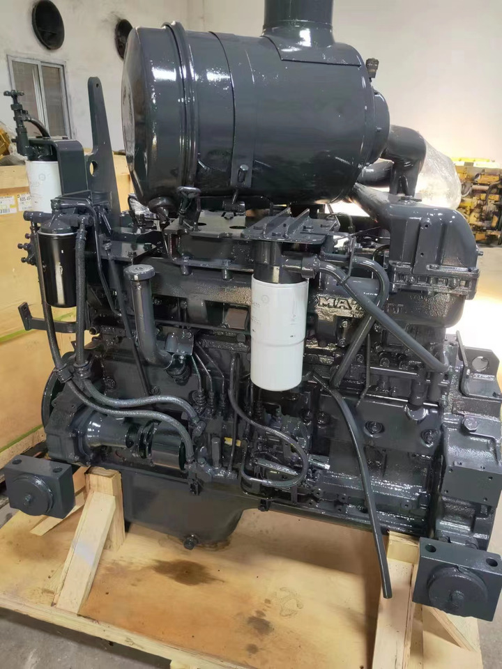 KOMATSU 6D125E - Motor za Bager: slika KOMATSU 6D125E - Motor za Bager KOMATSU 6D125E - Motor za Bager: slika KOMATSU 6D125E - Motor za Bager