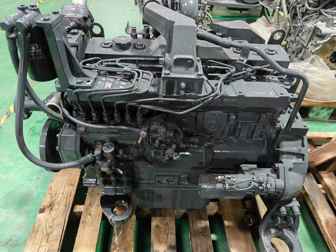 KOMATSU 6D95 - Motor za Bager: slika KOMATSU 6D95 - Motor za Bager KOMATSU 6D95 - Motor za Bager: slika KOMATSU 6D95 - Motor za Bager