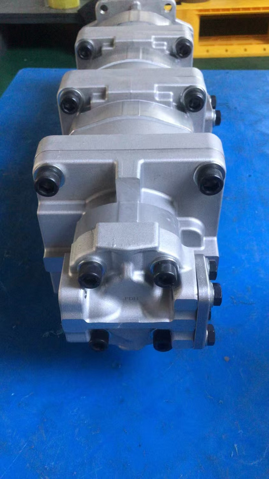 KOMATSU 705-56-34180 - Hidraulična pumpa za Bager: slika KOMATSU 705-56-34180 - Hidraulična pumpa za Bager KOMATSU 705-56-34180 - Hidraulična pumpa za Bager: slika KOMATSU 705-56-34180 - Hidraulična pumpa za Bager