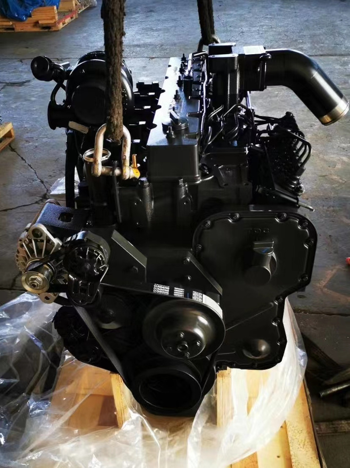 KOMATSU SAA6D114E - Motor za Bager: slika KOMATSU SAA6D114E - Motor za Bager KOMATSU SAA6D114E - Motor za Bager: slika KOMATSU SAA6D114E - Motor za Bager