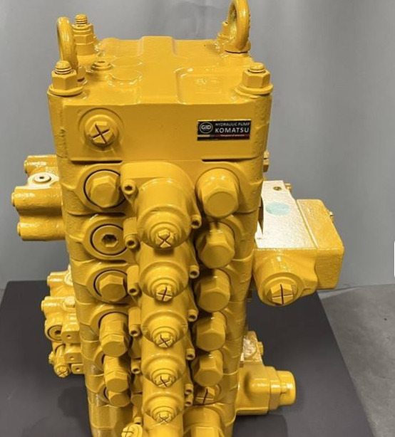 KOMATSU pc130-7 - Hidraulični ventil za Bager: slika KOMATSU pc130-7 - Hidraulični ventil za Bager KOMATSU pc130-7 - Hidraulični ventil za Bager: slika KOMATSU pc130-7 - Hidraulični ventil za Bager