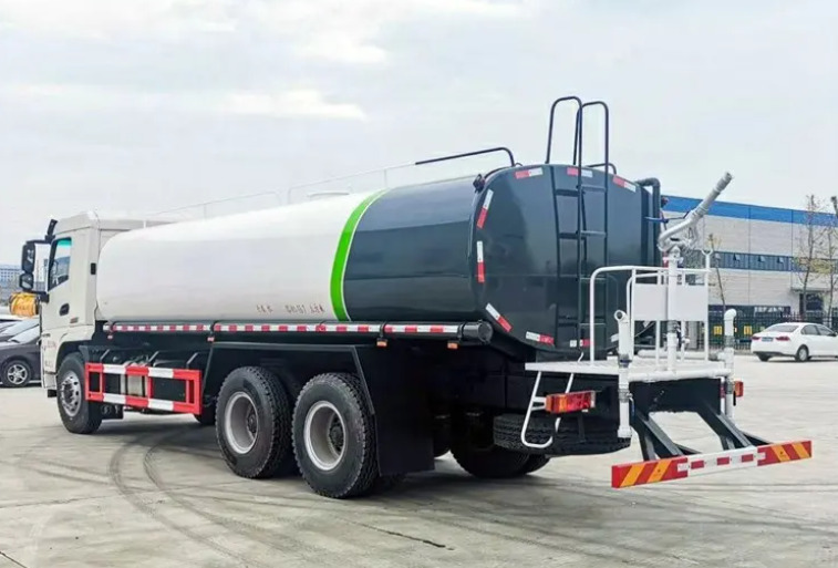 SHACMAN SHACMAN H3000 20 cubic meters tanker - Kamion cisterna: slika SHACMAN SHACMAN H3000 20 cubic meters tanker - Kamion cisterna SHACMAN SHACMAN H3000 20 cubic meters tanker - Kamion cisterna: slika SHACMAN SHACMAN H3000 20 cubic meters tanker - Kamion cisterna