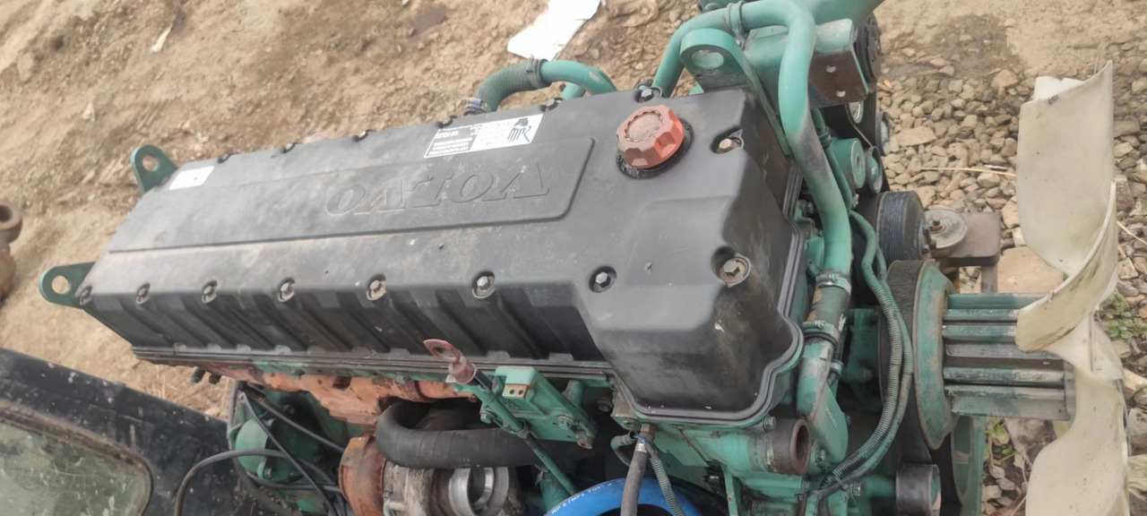 VOLVO D12D - Motor za Bager: slika VOLVO D12D - Motor za Bager VOLVO D12D - Motor za Bager: slika VOLVO D12D - Motor za Bager