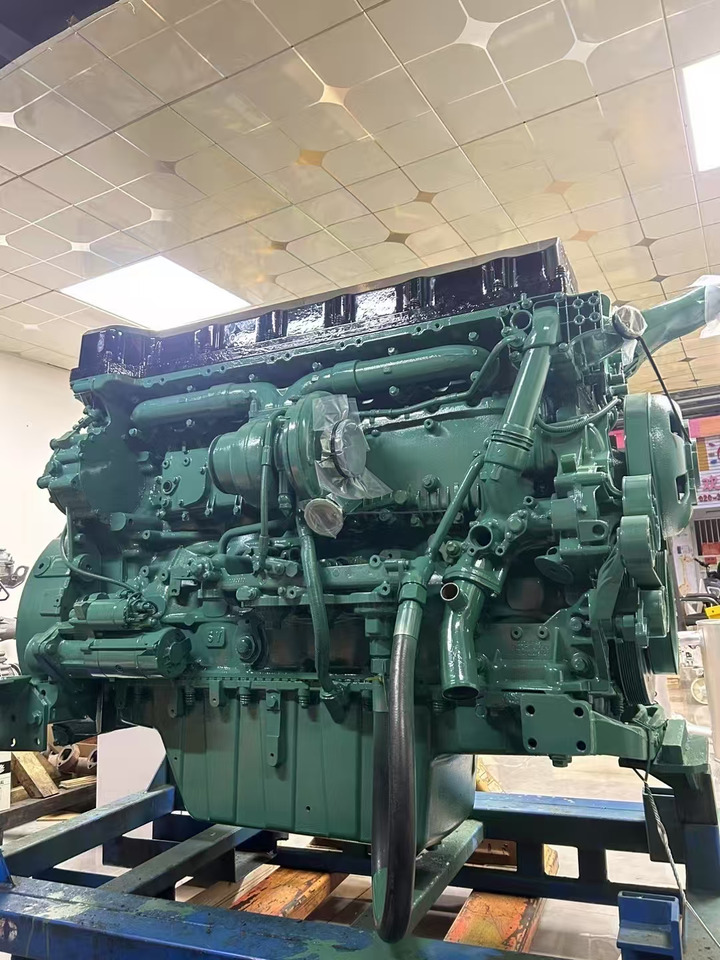 VOLVO D13 - Motor za Bager: slika VOLVO D13 - Motor za Bager VOLVO D13 - Motor za Bager: slika VOLVO D13 - Motor za Bager