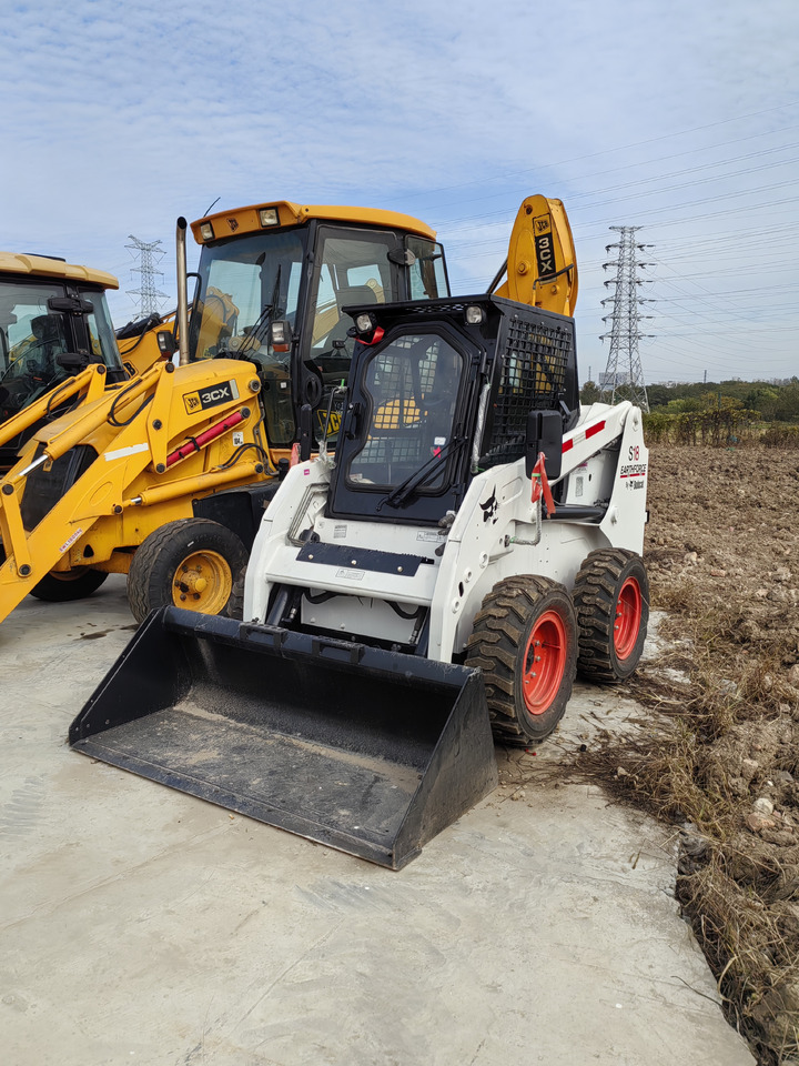 BOBCAT used second-hand good condition Bobcat S18 - Mini utovarivač: slika BOBCAT used second-hand good condition Bobcat S18 - Mini utovarivač BOBCAT used second-hand good condition Bobcat S18 - Mini utovarivač: slika BOBCAT used second-hand good condition Bobcat S18 - Mini utovarivač