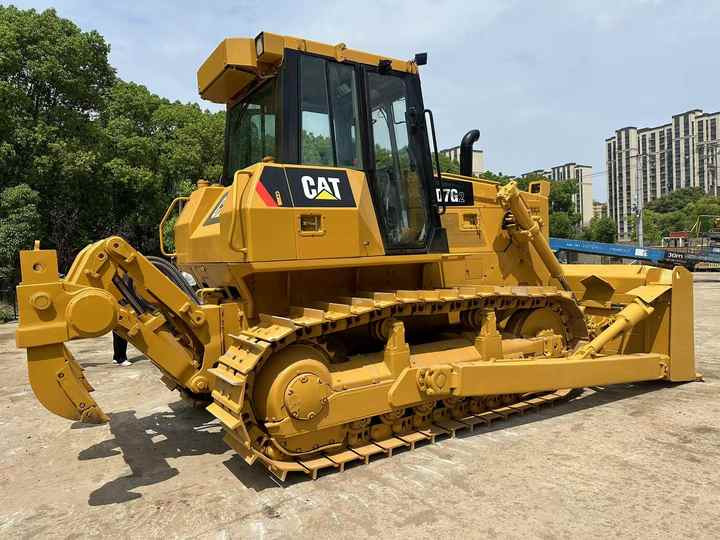 CAT D7G Bulldozer/Used CAT D7G D7H D8R Bulldozer with Ripper,construction Equipment Bulldozer - Buldožer: slika CAT D7G Bulldozer/Used CAT D7G D7H D8R Bulldozer with Ripper,construction Equipment Bulldozer - Buldožer CAT D7G Bulldozer/Used CAT D7G D7H D8R Bulldozer with Ripper,construction Equipment Bulldozer - Buldožer: slika CAT D7G Bulldozer/Used CAT D7G D7H D8R Bulldozer with Ripper,construction Equipment Bulldozer - Buldožer