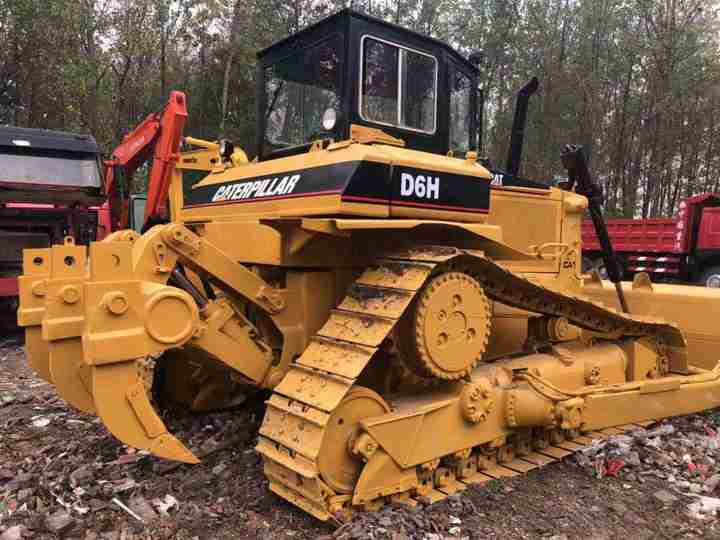 CAT High Quality Used Machinery , Original D6h Cat Bulldozer , Winch Attached Cat Bulldozer - Buldožer: slika CAT High Quality Used Machinery , Original D6h Cat Bulldozer , Winch Attached Cat Bulldozer - Buldožer CAT High Quality Used Machinery , Original D6h Cat Bulldozer , Winch Attached Cat Bulldozer - Buldožer: slika CAT High Quality Used Machinery , Original D6h Cat Bulldozer , Winch Attached Cat Bulldozer - Buldožer