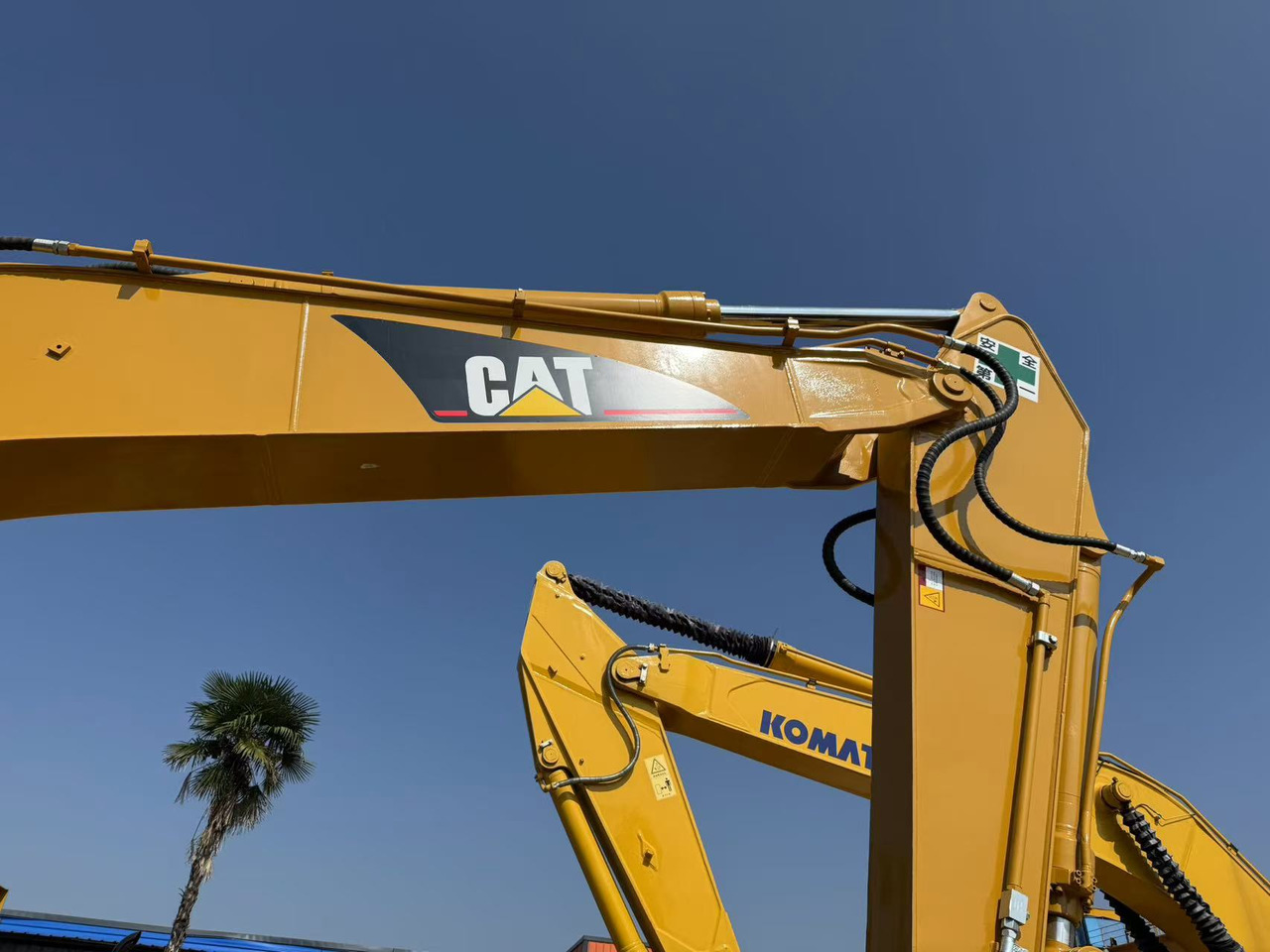CATERPILLAR Excavator Machine for Cheap Price Hot Sale in China Used 320C - Bager gusjeničar: slika CATERPILLAR Excavator Machine for Cheap Price Hot Sale in China Used 320C - Bager gusjeničar CATERPILLAR Excavator Machine for Cheap Price Hot Sale in China Used 320C - Bager gusjeničar: slika CATERPILLAR Excavator Machine for Cheap Price Hot Sale in China Used 320C - Bager gusjeničar