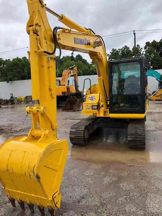 Cheap Used Komatsu PC70-8 Crawler Excavator with High Efficiency Used Heavy Machinery Komatsu PC70-8 Digger Cheap for Sale - Bager gusjeničar: slika Cheap Used Komatsu PC70-8 Crawler Excavator with High Efficiency Used Heavy Machinery Komatsu PC70-8 Digger Cheap for Sale - Bager gusjeničar Cheap Used Komatsu PC70-8 Crawler Excavator with High Efficiency Used Heavy Machinery Komatsu PC70-8 Digger Cheap for Sale - Bager gusjeničar: slika Cheap Used Komatsu PC70-8 Crawler Excavator with High Efficiency Used Heavy Machinery Komatsu PC70-8 Digger Cheap for Sale - Bager gusjeničar