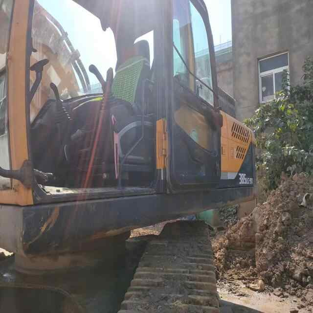 Cheap hyundai 385lc-9T Crawler Excavator for Sale,original hyundai 385-9t Excavators in China - Bager: slika Cheap hyundai 385lc-9T Crawler Excavator for Sale,original hyundai 385-9t Excavators in China - Bager Cheap hyundai 385lc-9T Crawler Excavator for Sale,original hyundai 385-9t Excavators in China - Bager: slika Cheap hyundai 385lc-9T Crawler Excavator for Sale,original hyundai 385-9t Excavators in China - Bager