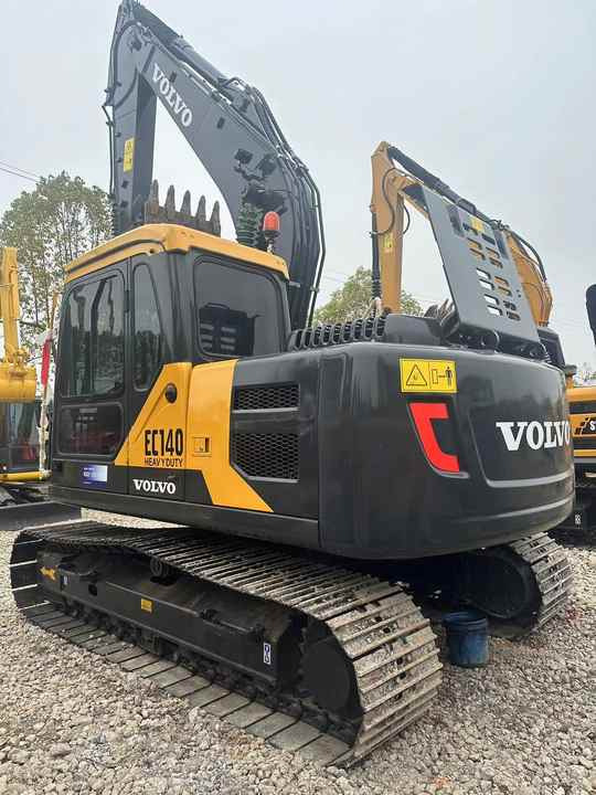 China Brand Used VOLVO EC140 Mini Excavator 6ton Crawler Earth Digger Machine for Sale - Bager gusjeničar: slika  China Brand Used VOLVO EC140 Mini Excavator 6ton Crawler Earth Digger Machine for Sale - Bager gusjeničar China Brand Used VOLVO EC140 Mini Excavator 6ton Crawler Earth Digger Machine for Sale - Bager gusjeničar: slika  China Brand Used VOLVO EC140 Mini Excavator 6ton Crawler Earth Digger Machine for Sale - Bager gusjeničar