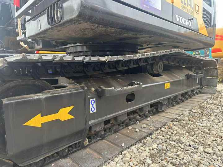 Bager gusjeničar China Brand Used VOLVO EC140 Mini Excavator 6ton Crawler Earth Digger Machine for Sale: slika Bager gusjeničar China Brand Used VOLVO EC140 Mini Excavator 6ton Crawler Earth Digger Machine for Sale