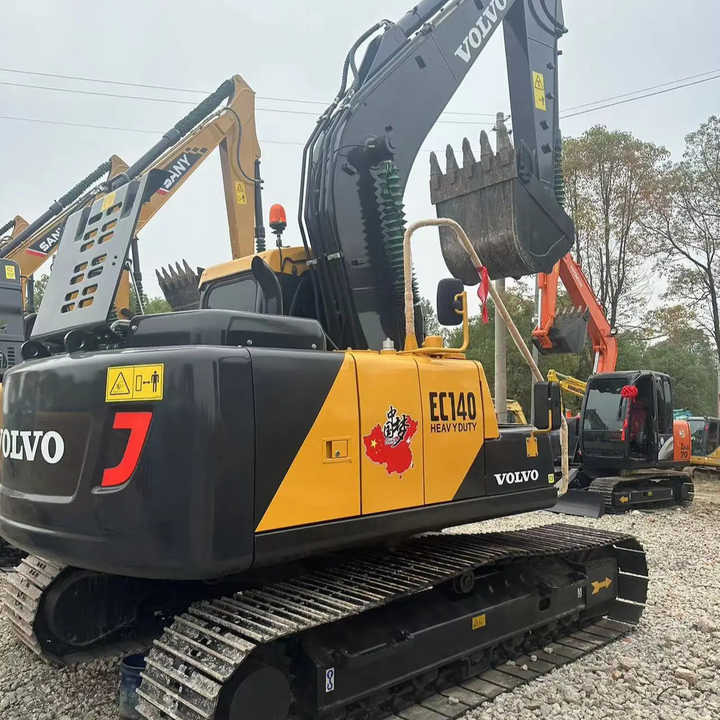 China Brand Used VOLVO EC140 Mini Excavator 6ton Crawler Earth Digger Machine for Sale - Bager gusjeničar: slika  China Brand Used VOLVO EC140 Mini Excavator 6ton Crawler Earth Digger Machine for Sale - Bager gusjeničar China Brand Used VOLVO EC140 Mini Excavator 6ton Crawler Earth Digger Machine for Sale - Bager gusjeničar: slika  China Brand Used VOLVO EC140 Mini Excavator 6ton Crawler Earth Digger Machine for Sale - Bager gusjeničar